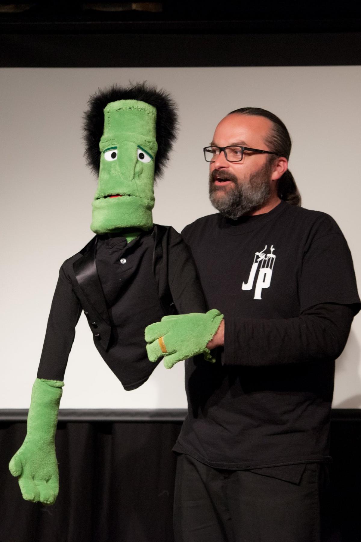 justin howe puppet builder